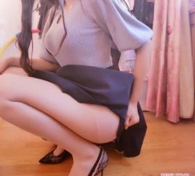 男人边吃奶边挵进去呻吟_BD在线手机播放